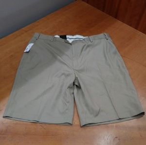 Jos. A. Bank Traveler Tailored Fit Men's Shorts 40